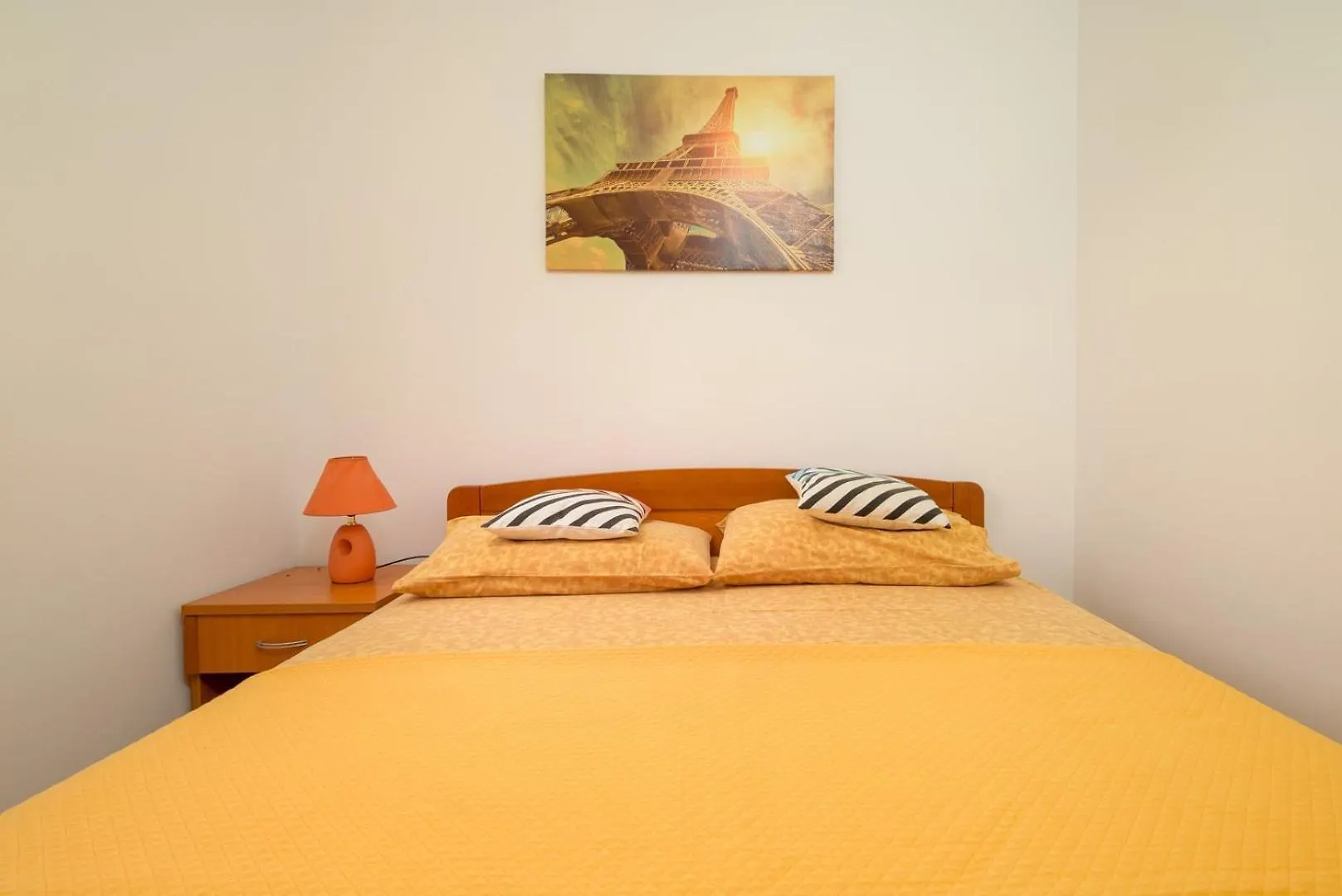 Charming Apartment Lana In Premantura