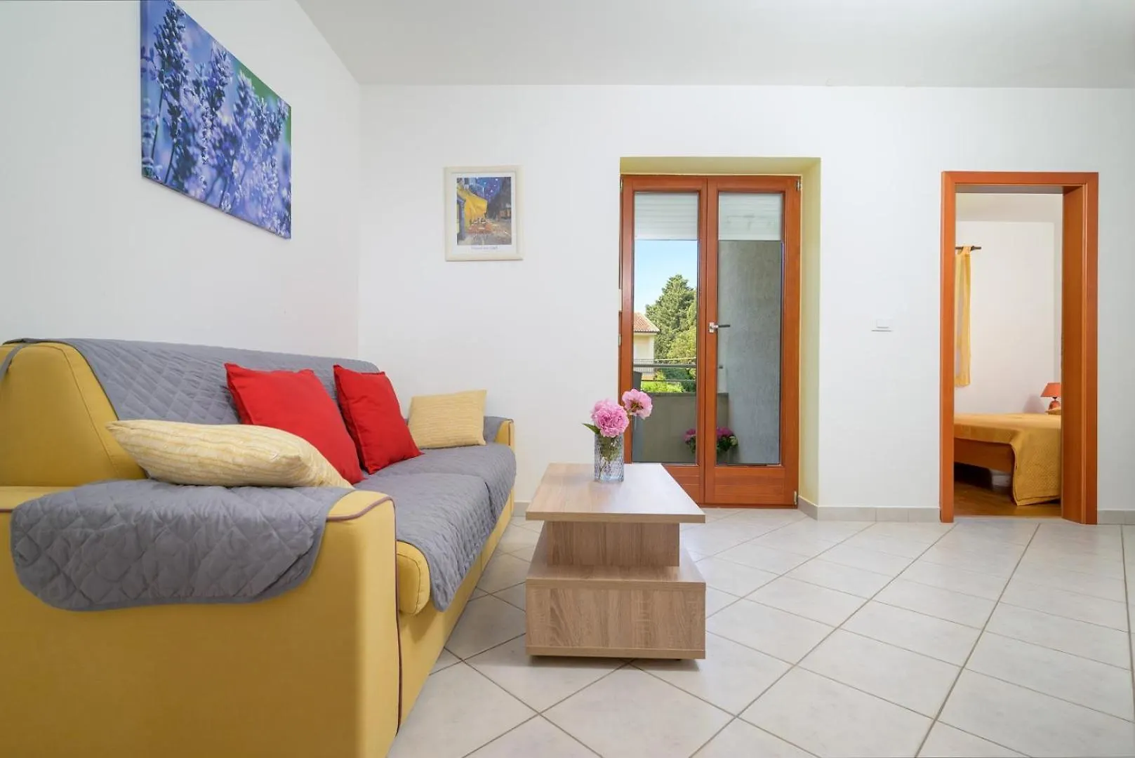 Charming Apartment Lana In Premantura Croatia