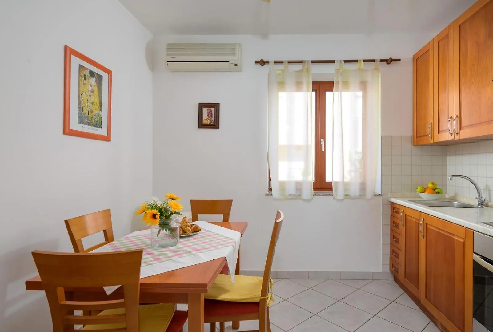 Charming Apartment Lana In Premantura Croatia